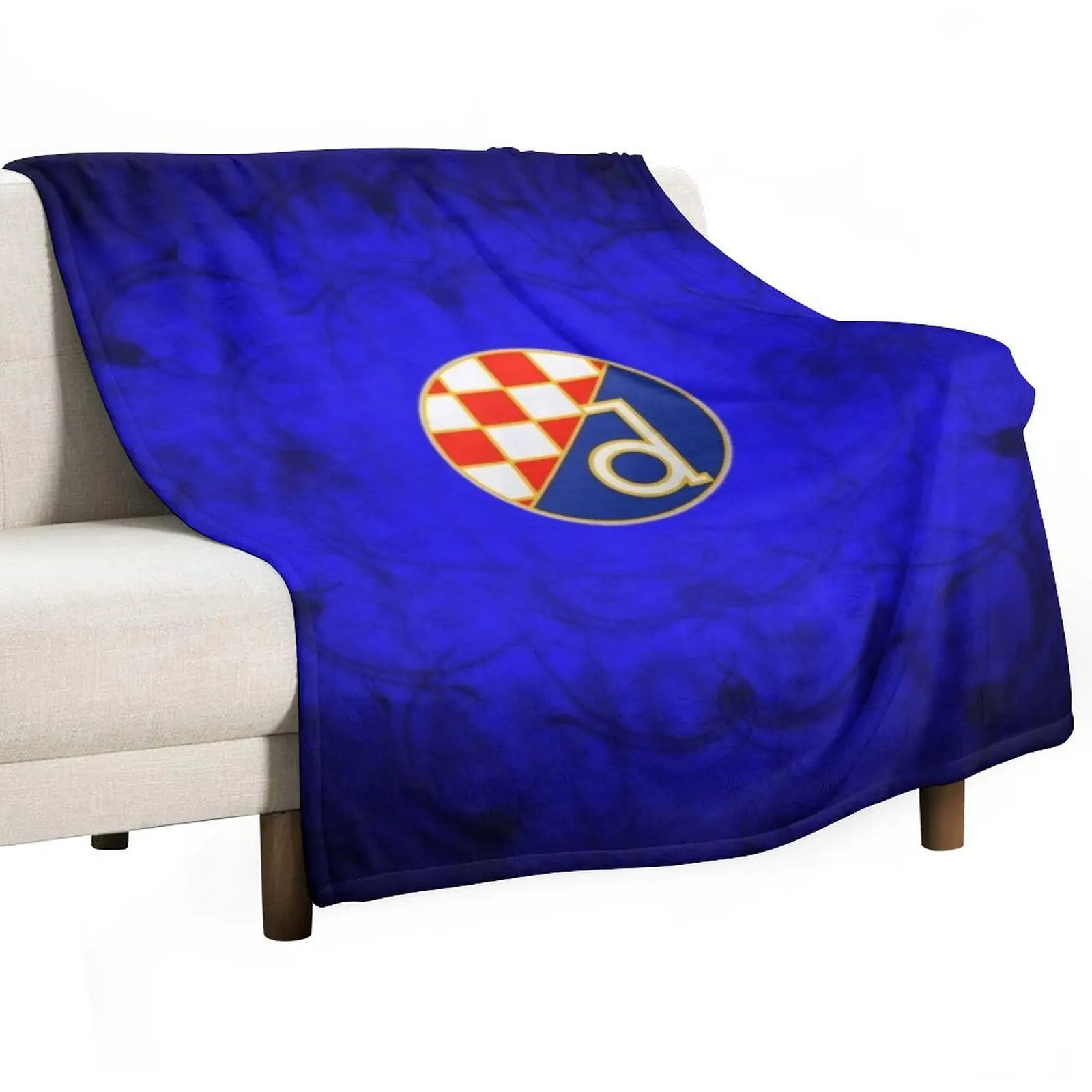 GNK Dinamo Zagreb Throw Blanke - Home Decor Zagreb ulasan dan harga